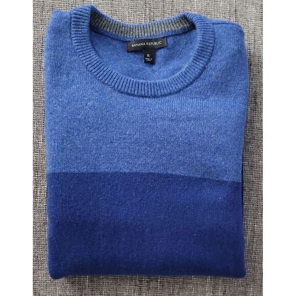 Banana Republic Men's Extra Fine Merino Wool Blend Blue Crewneck Sweater Size XL - Picture 1 of 6